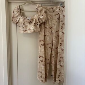 NWOT House of Harlow 1960 Beige Floral Wide-Leg Pants & Ruffle Crop Top Set
